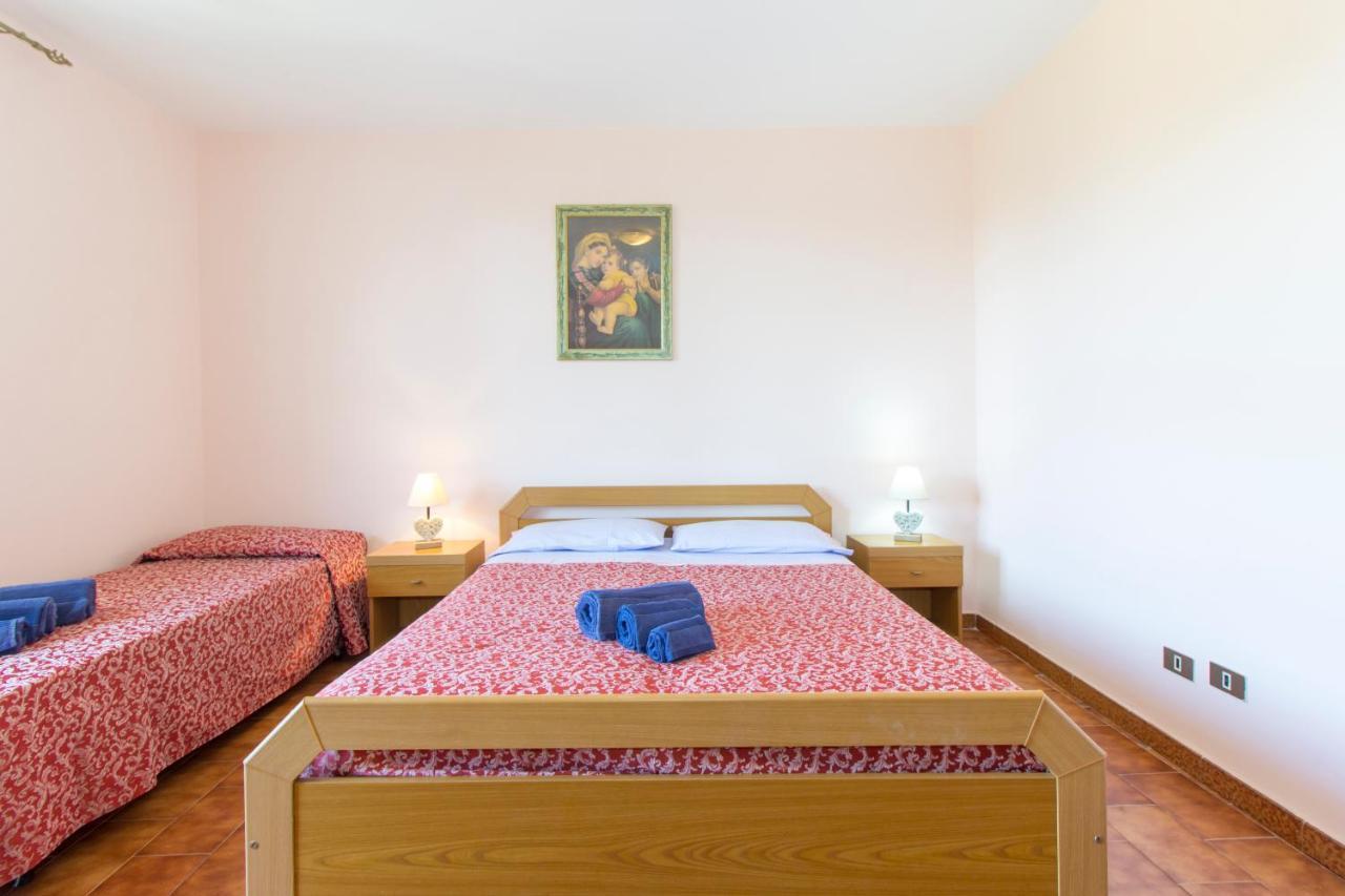 Appartamenti In Villa Con Ampio Giardino Esterno 포사타 외부 사진