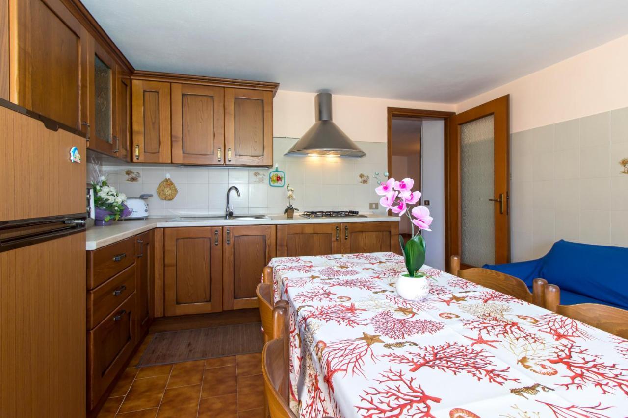 Appartamenti In Villa Con Ampio Giardino Esterno 포사타 외부 사진